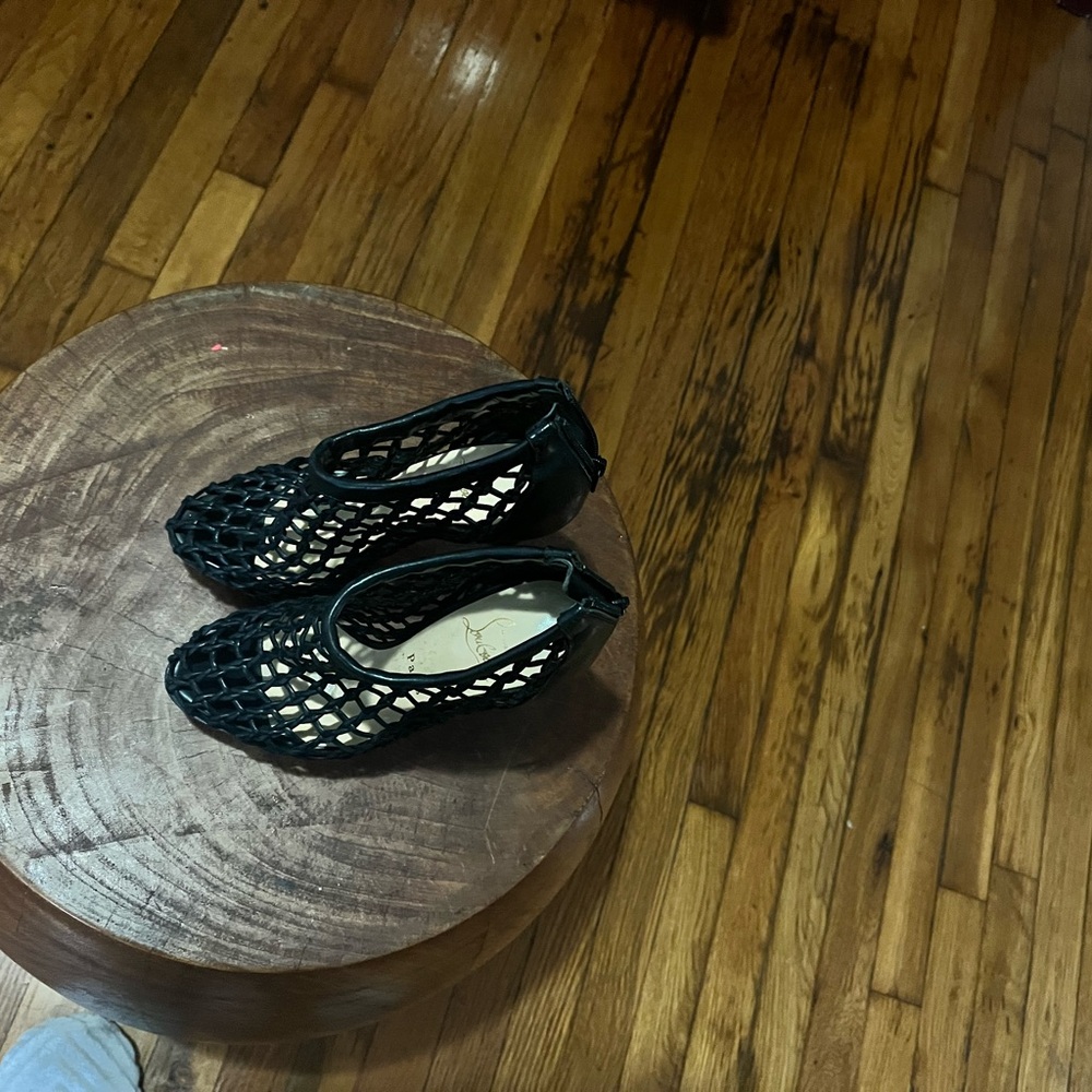 Christian Louboutin Coussin 140 caged ankle bootie in black woven leather - Picture 3 of 7